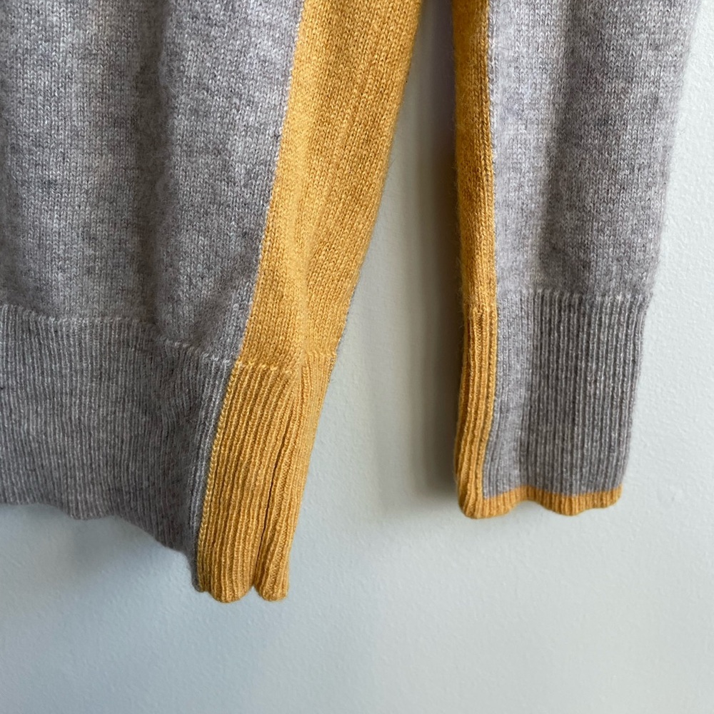 100% Cashmere Christian Siriano Beige Mustard Crewneck Sweater Colorblock - Picture 7 of 10